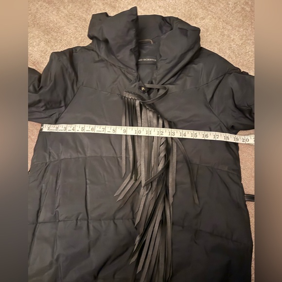 Preloved Black Ermanno Scervino jacket with leather fringes - Picture 11 of 14